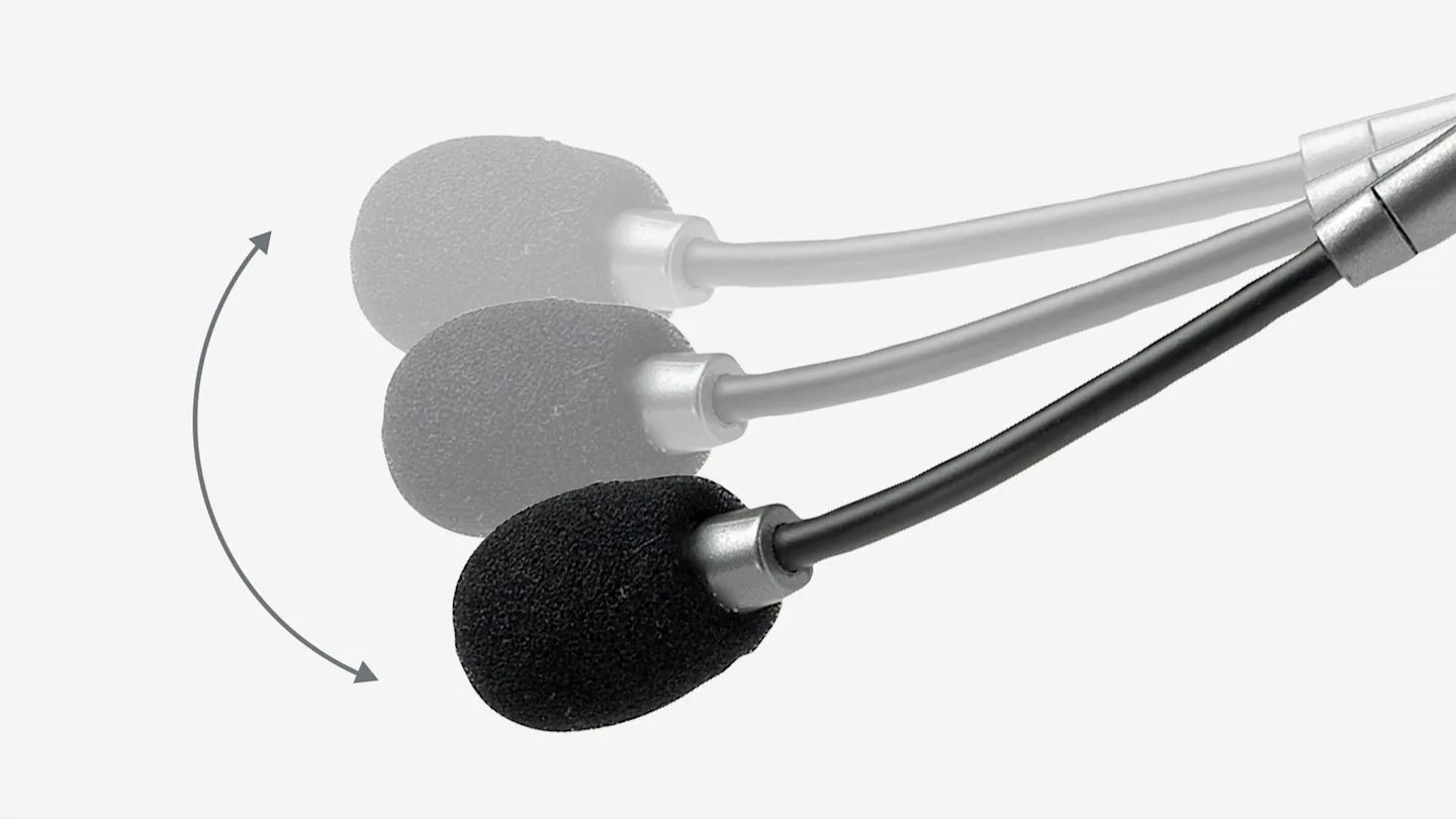 A kép egy headset mikrofont mutat, három pozícióban, fekete szivacs mikrofonnal, ezüst kerettel és szürke forgó nyíllal.