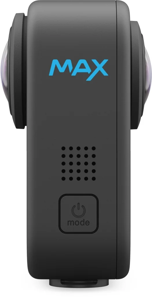 Schwarze GoPro Max Kamera. Blaues MAX-Logo. Ein/Aus- und Modus-Tasten. Zwei Linsen auf jeder Seite. Lautsprecherlöcher.