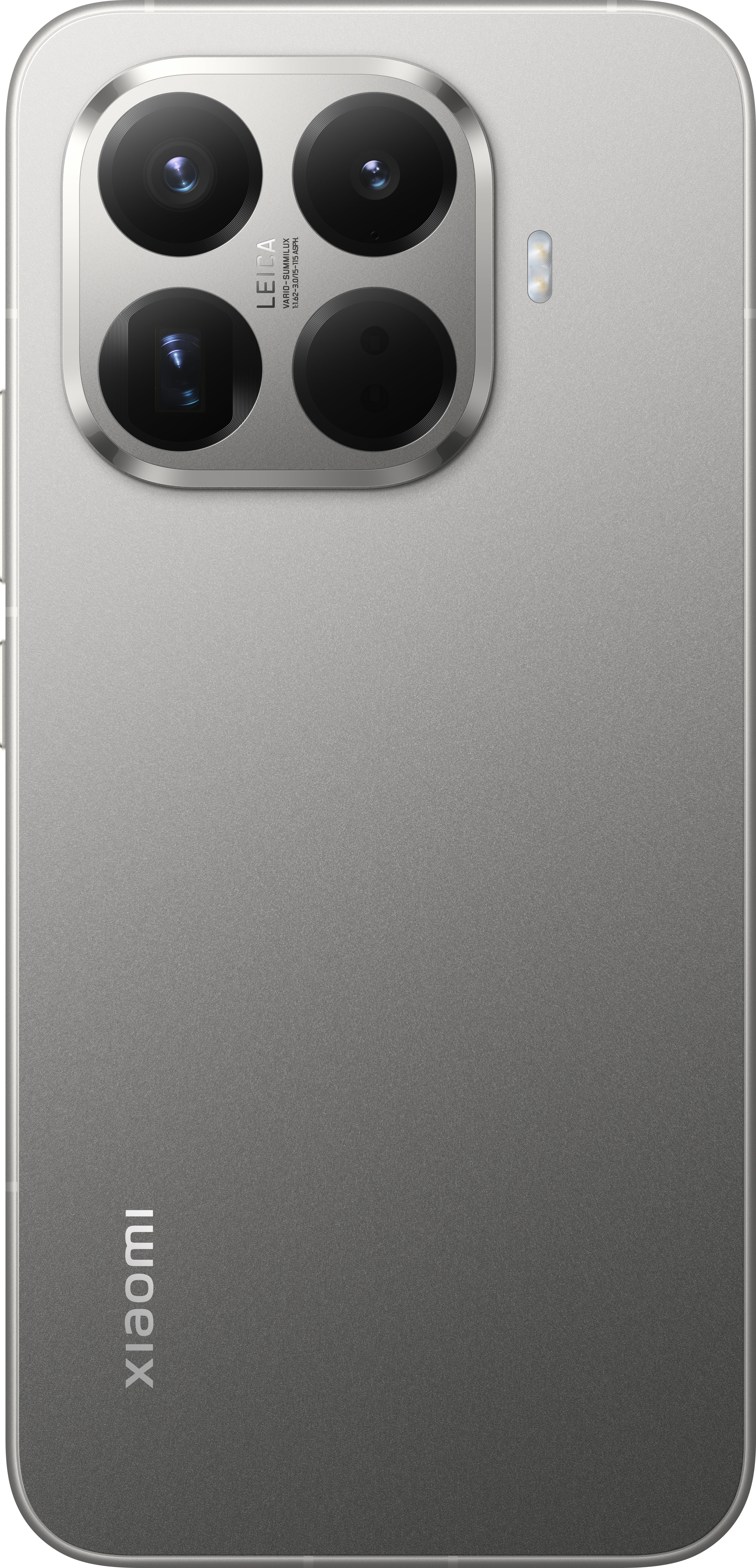 Silberne Smartphone-Rückseite. Vier Kameralinsen in einem Silberfeld, Blitz und Xiaomi-Logo unten.
