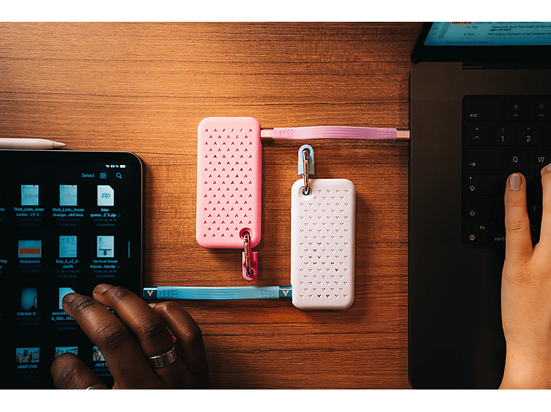 Thumbnail - VERBATIM Pocket Festplatte, 2 TB SSD, extern, White/Light Blue