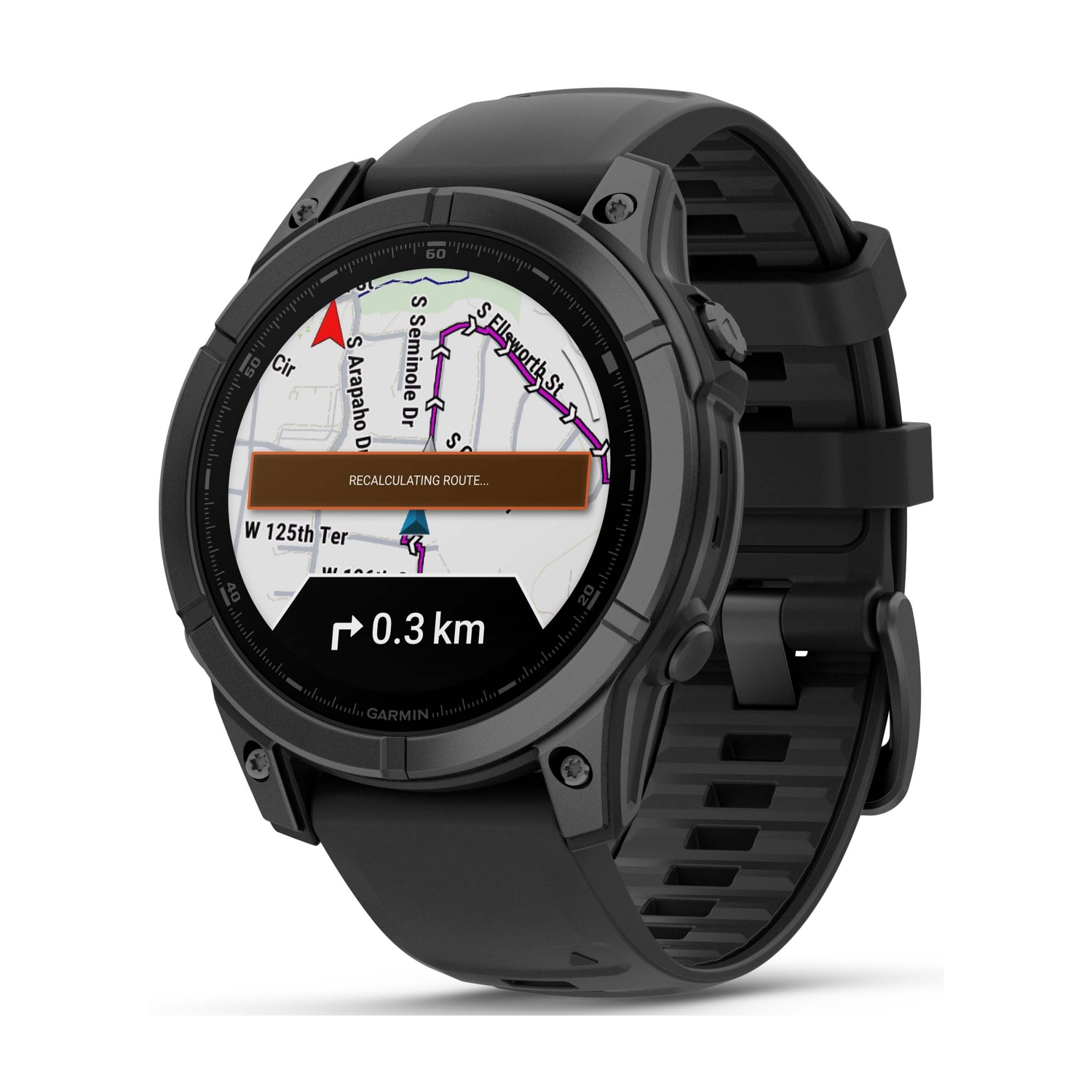 Lo smartwatch nero mostra una mappa con un percorso, 0,3 km di distanza e ricalcolo. L'orologio è su una superficie bianca.
