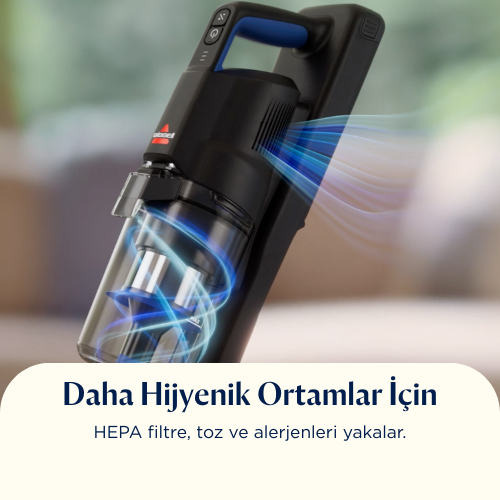 Mavi detaylara ve şeffaf toz haznesine sahip siyah bir el süpürgesi. Görüntüde mavi hava akışı çizgileri var.