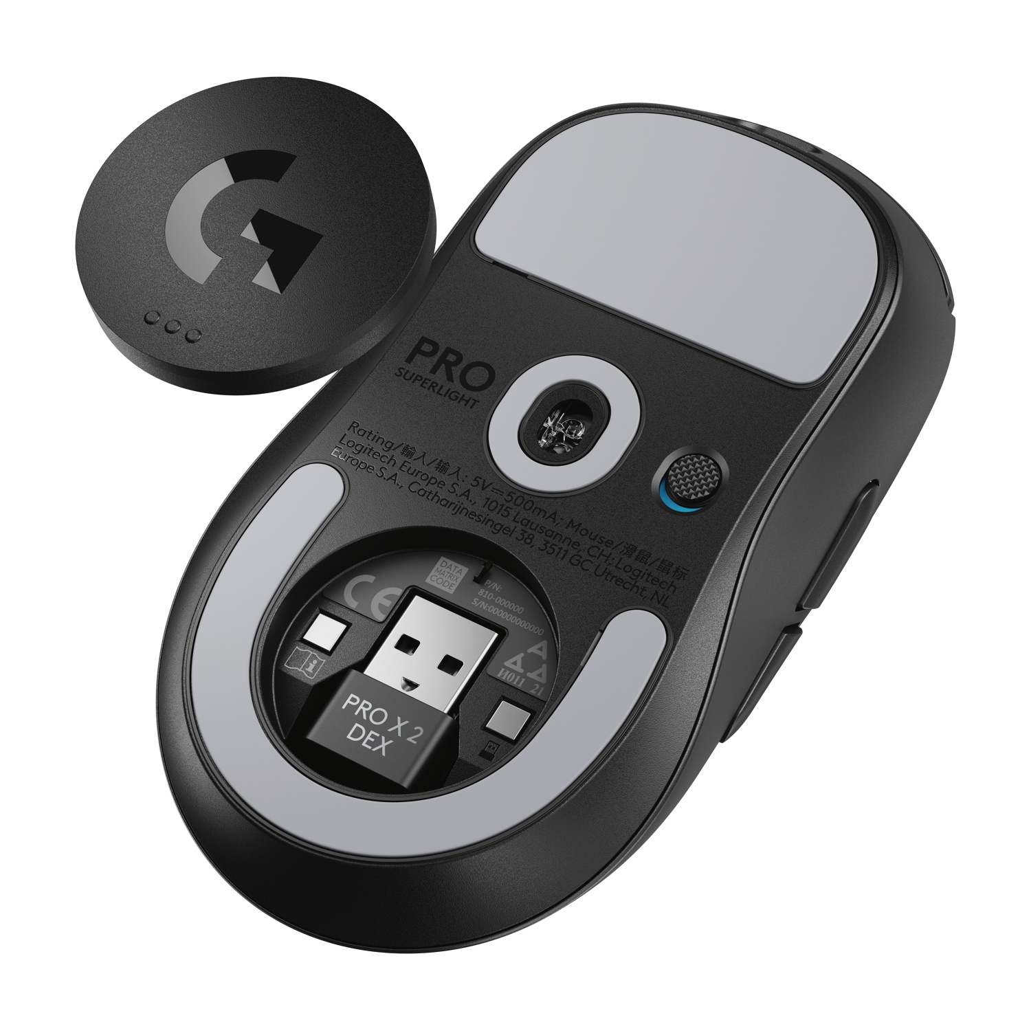 Mouse nero Logitech Pro Superlight con ricevitore USB e disco di ricarica. Il mouse è su sfondo bianco.