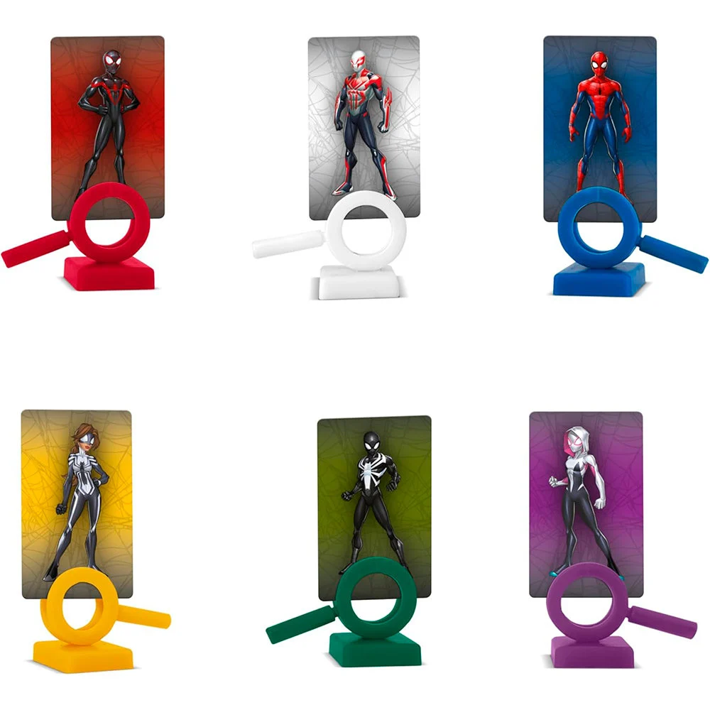 Sześć figurek superbohaterów ze stojakami z lupą. To Miles Morales, Spider-Man, Spider-Woman, Spider-Man, Spider-Gwen i inny Spider-Man.