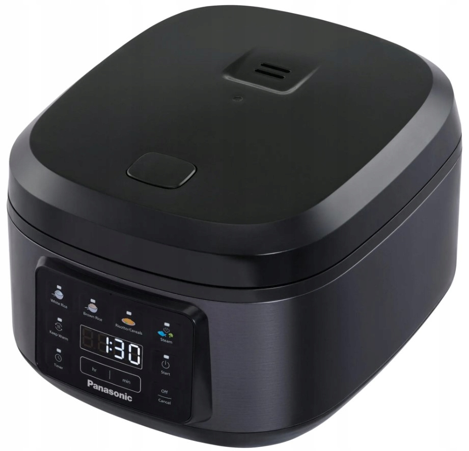 Czarny garnek do ryżu Panasonic. Posiada cyfrowy wyświetlacz z godziną 1:30 i kilka przycisków funkcyjnych. Pokrywa ma odpowietrznik.