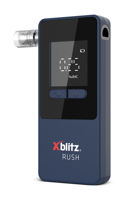 Niebieski alkomat Xblitz Rush wyświetla 0,25% BAC na ekranie. Posiada ustnik oraz przyciski zasilania/menu.