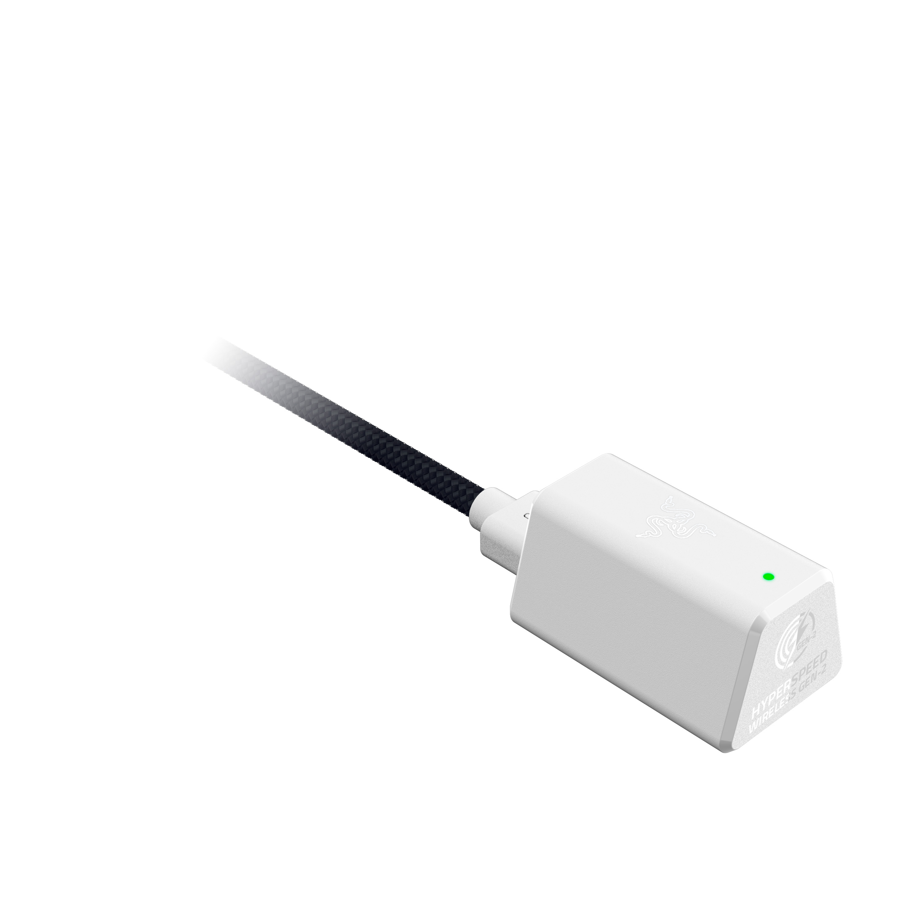 Siyah örgülü kablo ve yeşil LED göstergesi olan beyaz bir Razer HyperSpeed kablosuz dongle.