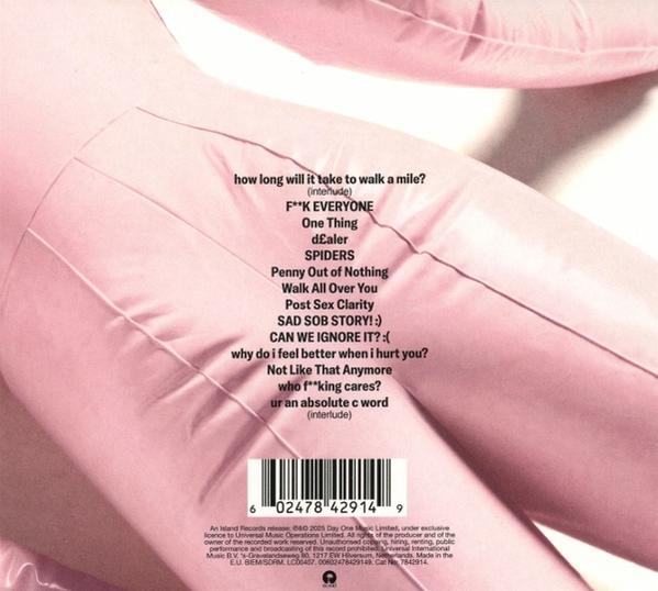 Rosa Albumcover mit einer Liste von Songtiteln und einem Barcode.