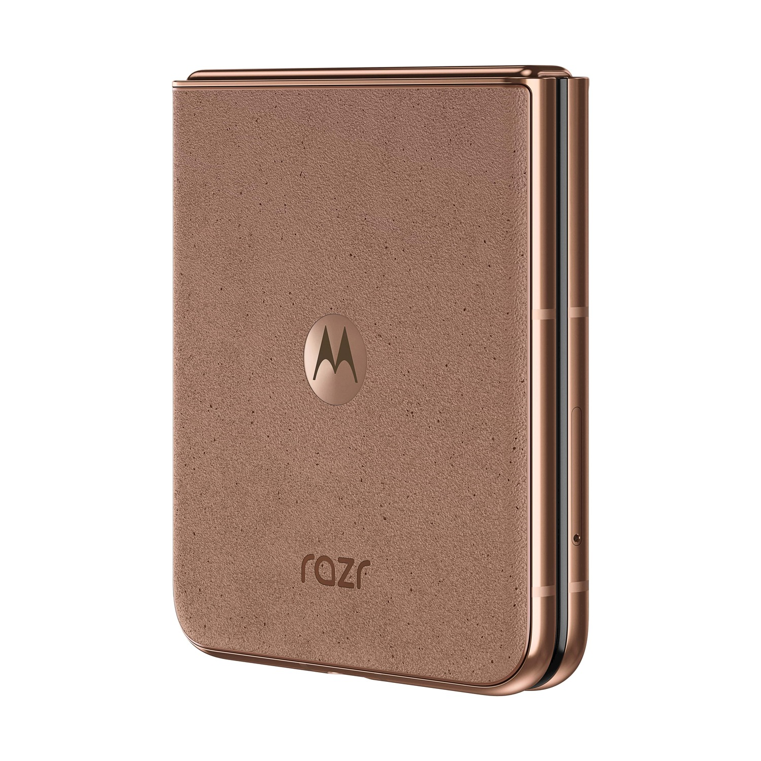 Un telefono Motorola Razr chiuso, oro rosa. Ha un retro marrone strutturato con il logo Motorola e la scritta 'razr'.