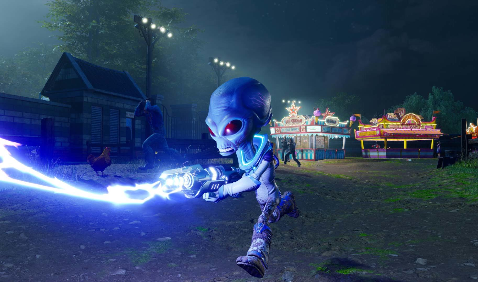 Ein Alien mit einer Waffe rennt vor einer Jahrmarktszene mit Eis- und Popcornständen. Menschen fliehen.