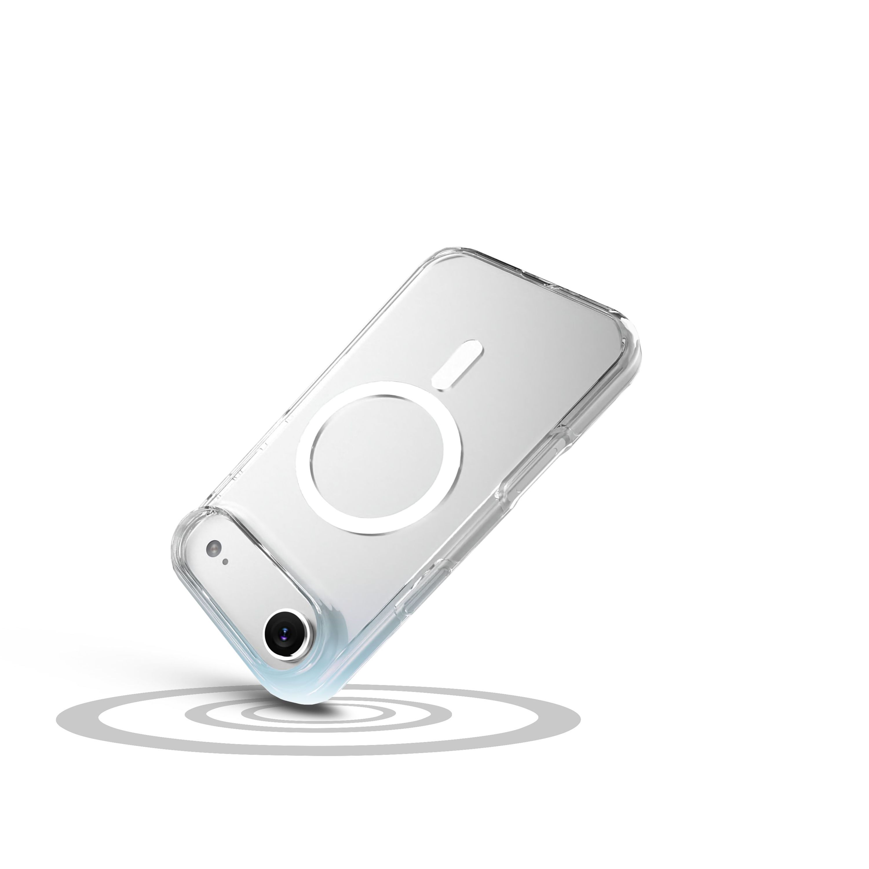 Eine transparente Handyhülle mit weißem MagSafe-Ring, leicht abgewinkelt, wirft einen Schatten auf weißem Hintergrund.
