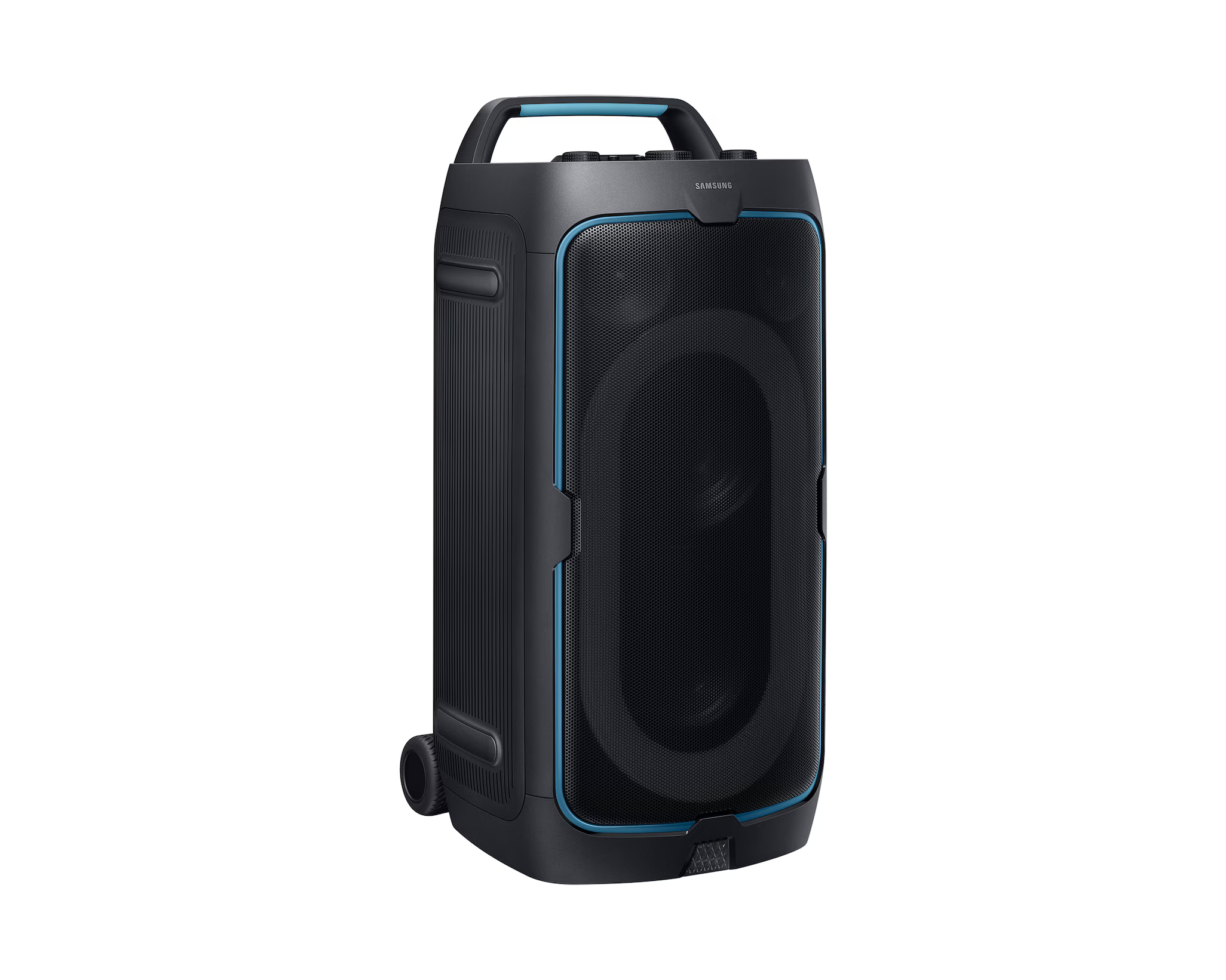Fekete Samsung partihangszóró kék díszítéssel, fogantyúval és kerekekkel. Samsung logó látható. Fehér háttér előtt izolálva.