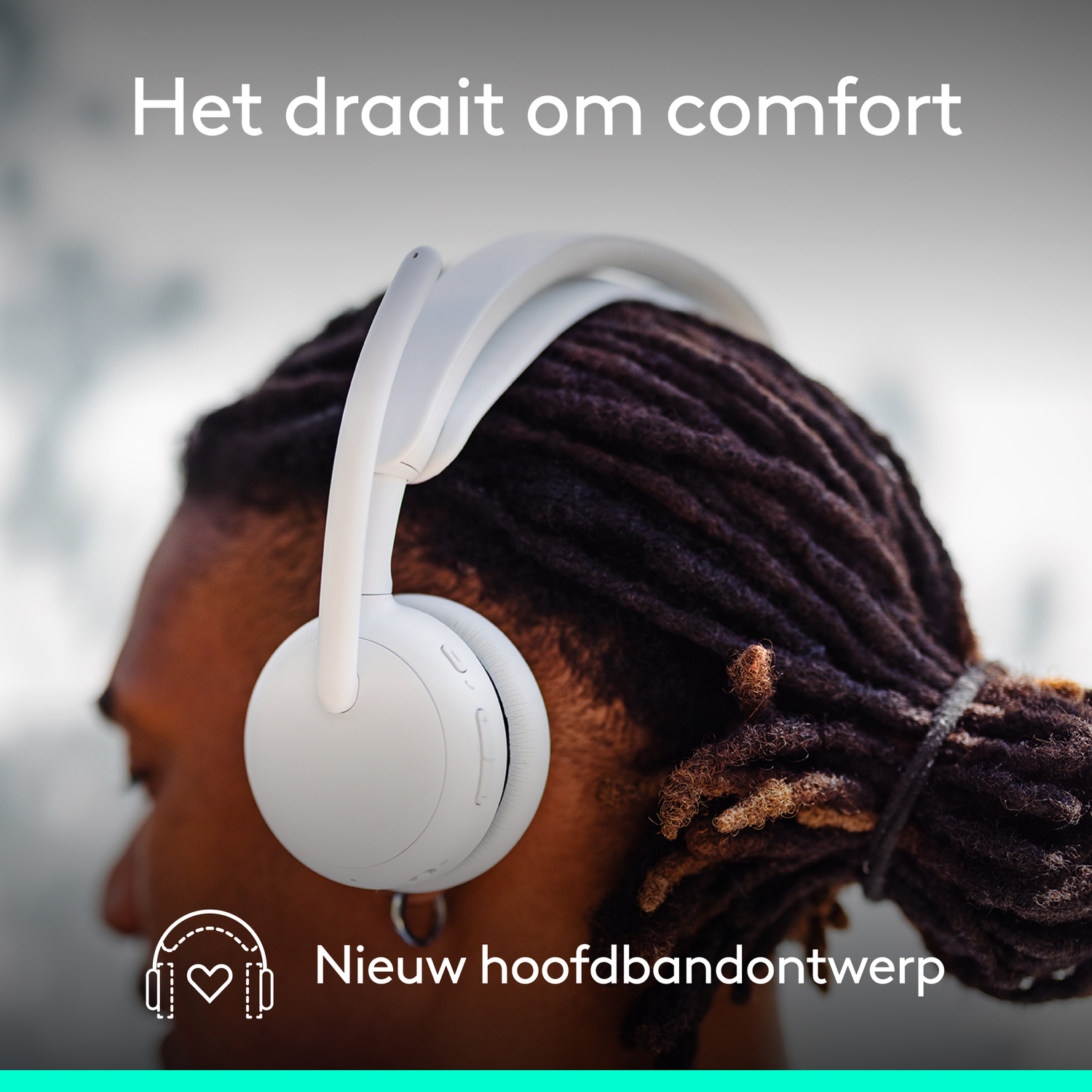 A person wearing white headphones. The image emphasizes comfort with text in Dutch. The person has dreadlocks.