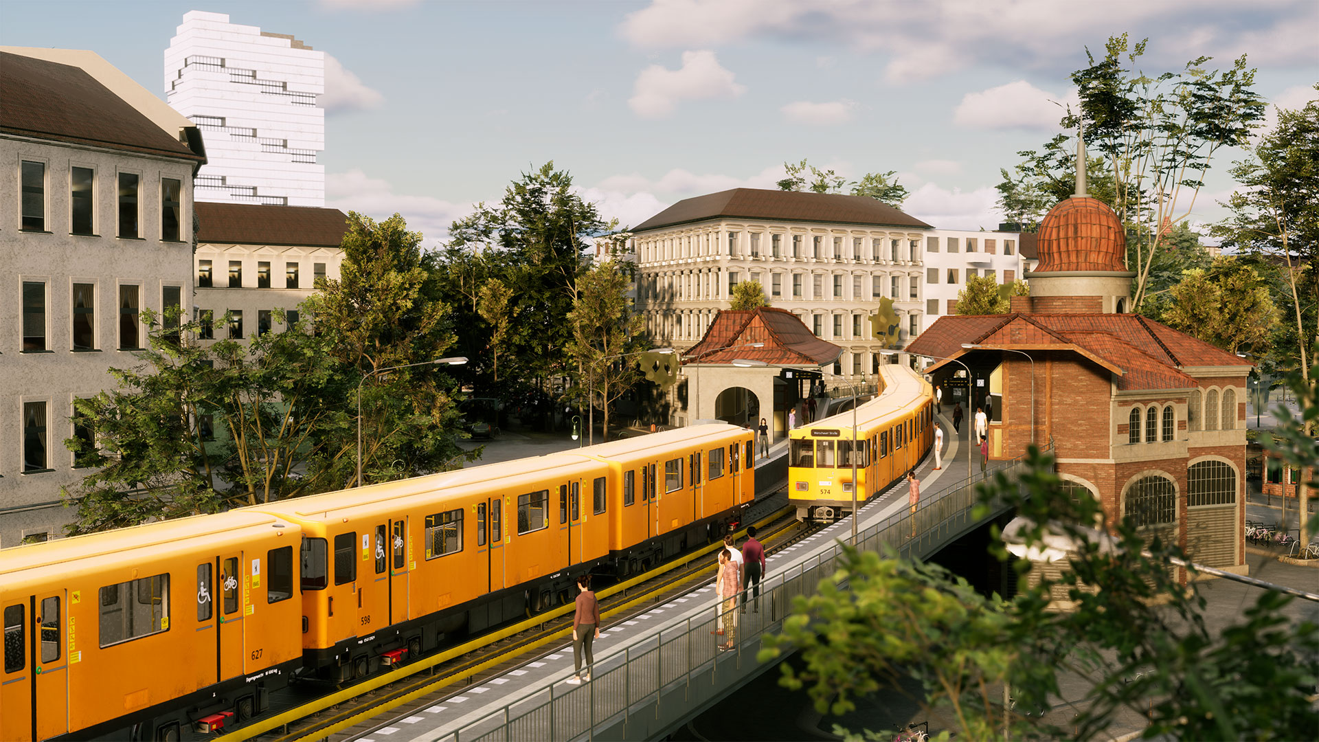 Gelbe U-Bahn-Züge an der Station mit Menschen, Gebäuden, Bäumen und einem Himmel mit Wolken.