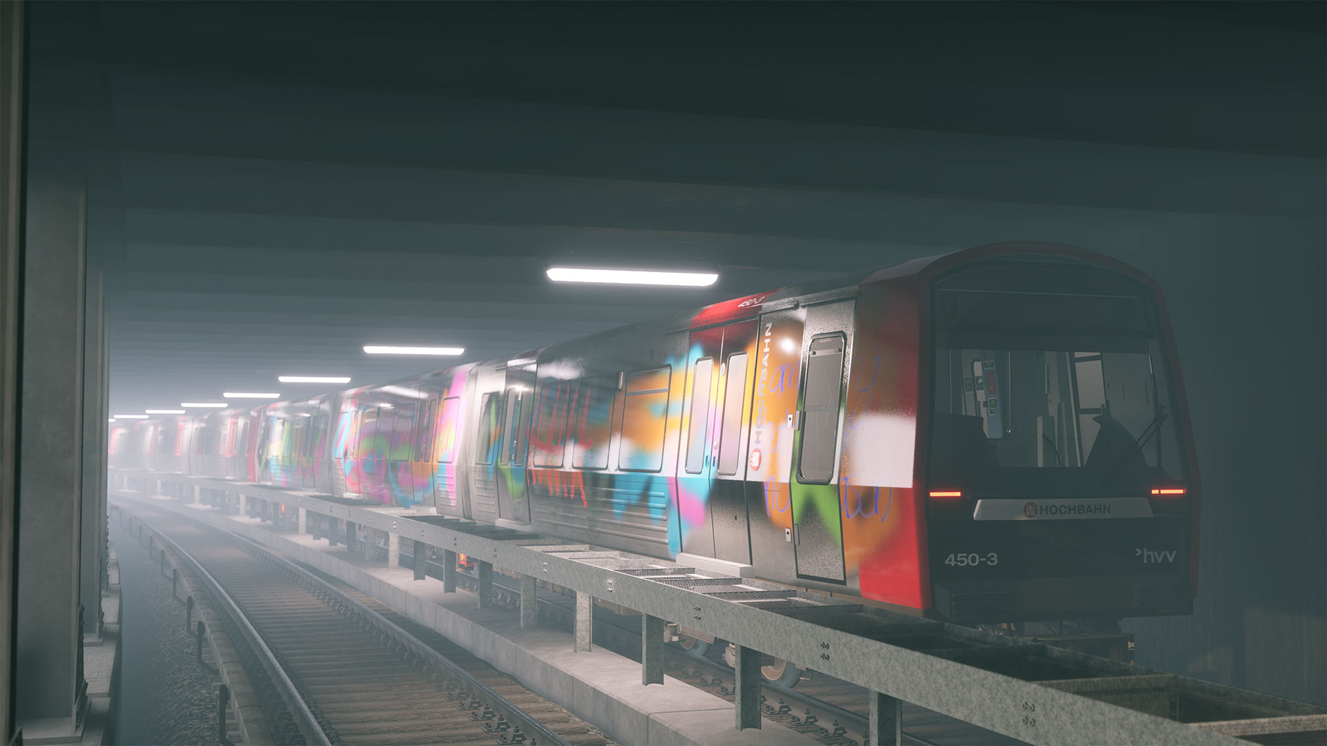 U-Bahn-Zug im Tunnel mit Graffiti-Kunst. Rote Front, bunte Seiten und eine neblige Atmosphäre.