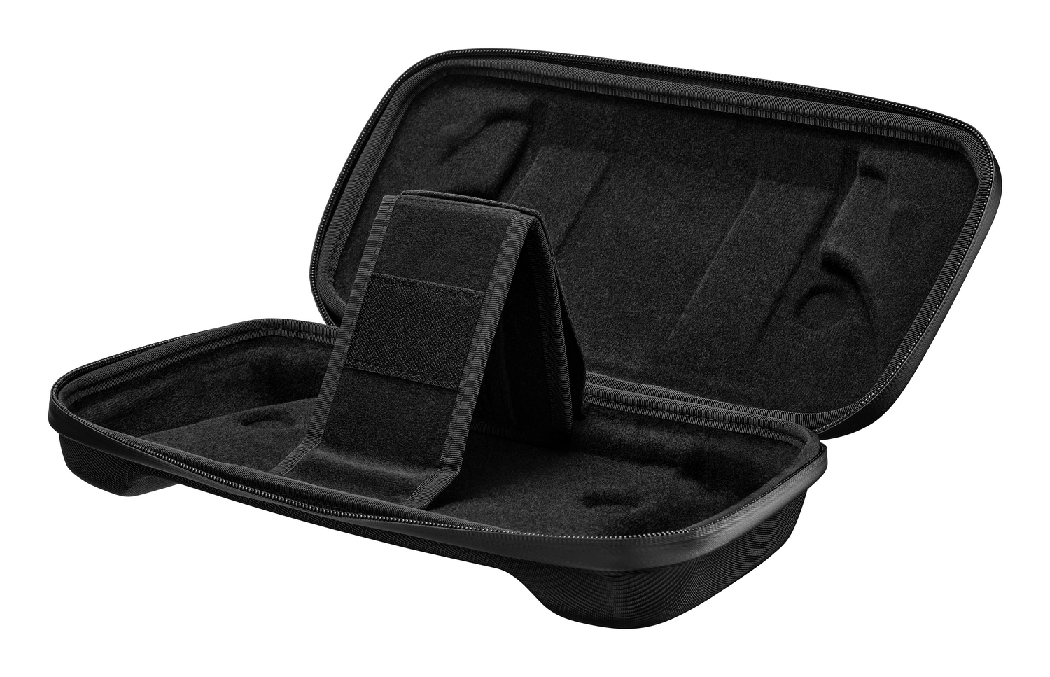 Estuche de transporte negro abierto con cremallera. En el interior, hay un interior negro suave y una correa. El estuche está vacío y abierto.