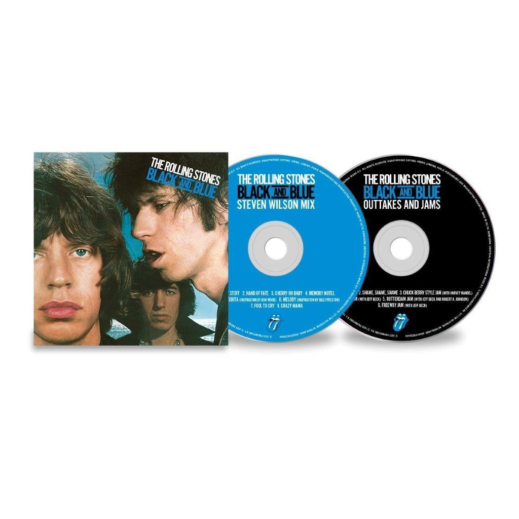 Albumcover von The Rolling Stones' 'Black and Blue'. Zeigt Bandmitglieder und zwei CDs mit Titellisten.