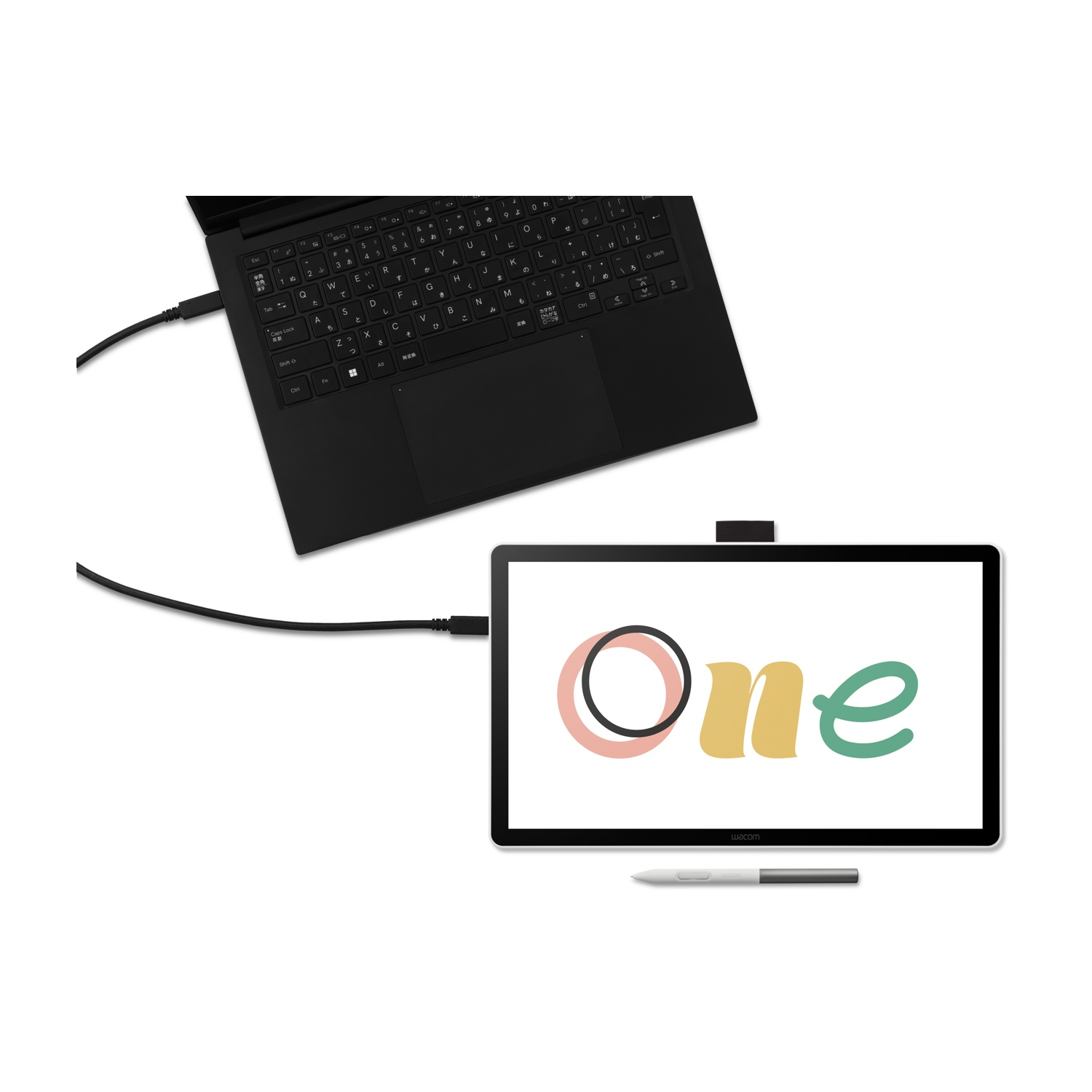 Un laptop e un tablet neri sono collegati. Il tablet mostra la parola 'One' in più colori e uno stilo sotto.