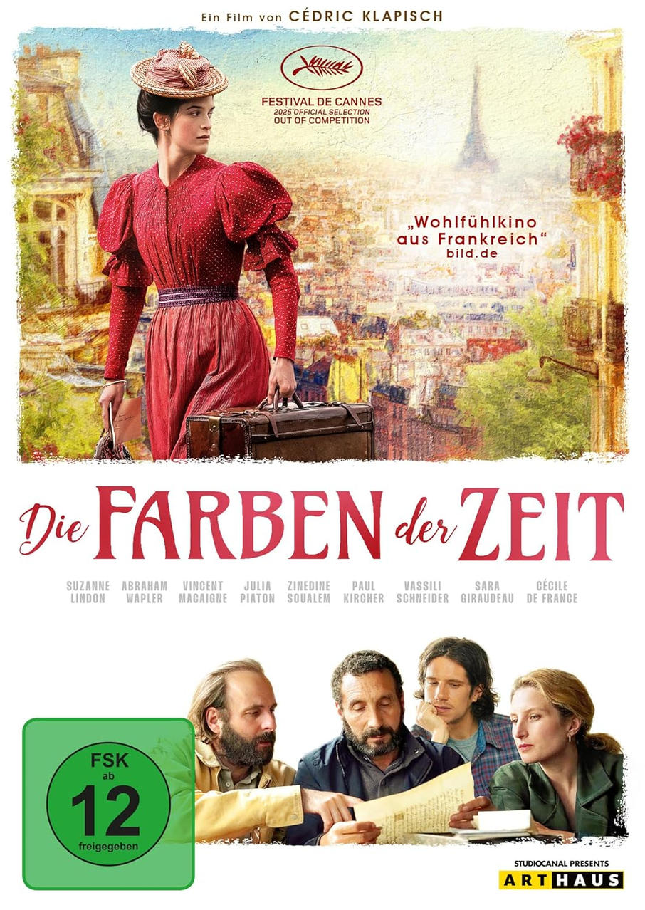 Poster für 'Die Farben der Zeit'. Eine Frau in rotem Kleid steht mit einem Koffer. Darunter sind Schauspieler und der Filmtitel.
