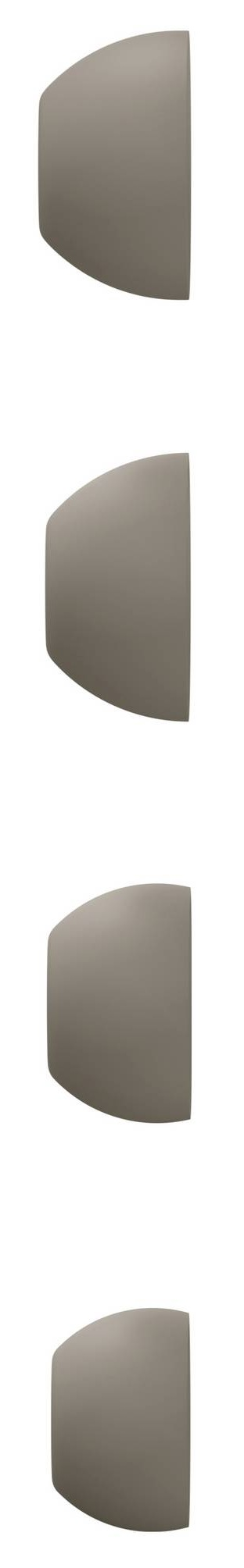 Cztery identyczne, szare kształty o zaokrąglonych górach, wyrównane pionowo na białym tle.