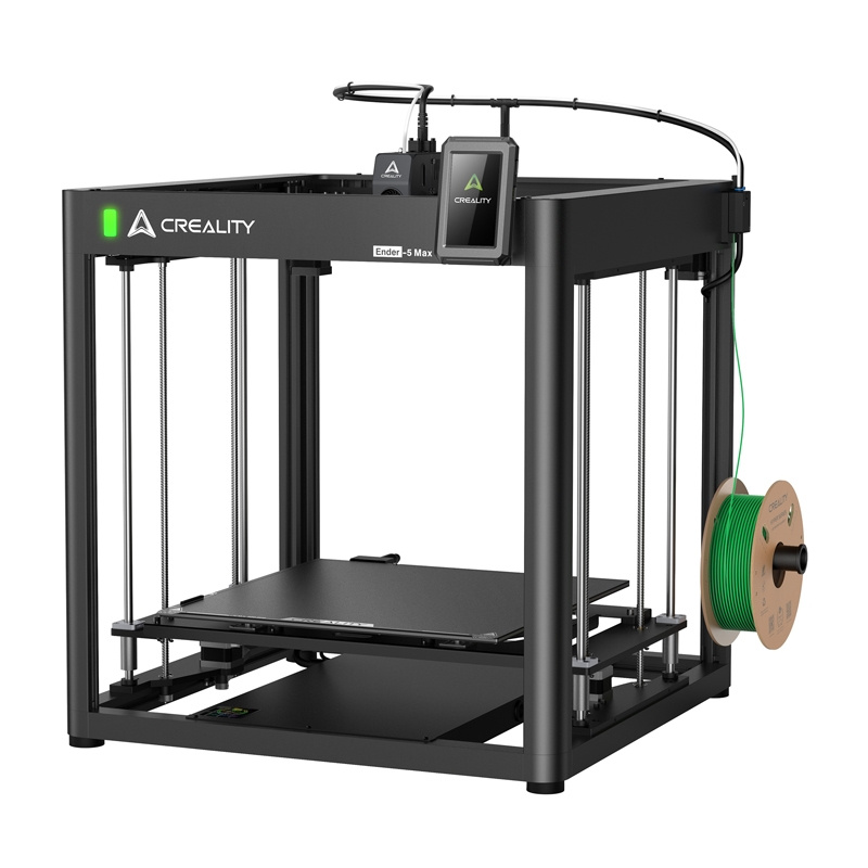 Egy fekete Creality Ender-5 Max 3D nyomtató. Zöld filament tekercs csatlakoztatva. Egy képernyő és a Creality logó látható.