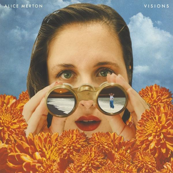 Eine Frau blickt durch ein Fernglas, die Gläser zeigen eine Strandszene. Orangefarbene Blumen umrahmen das Gesicht. Himmel und Text 'Visions' sind sichtbar.
