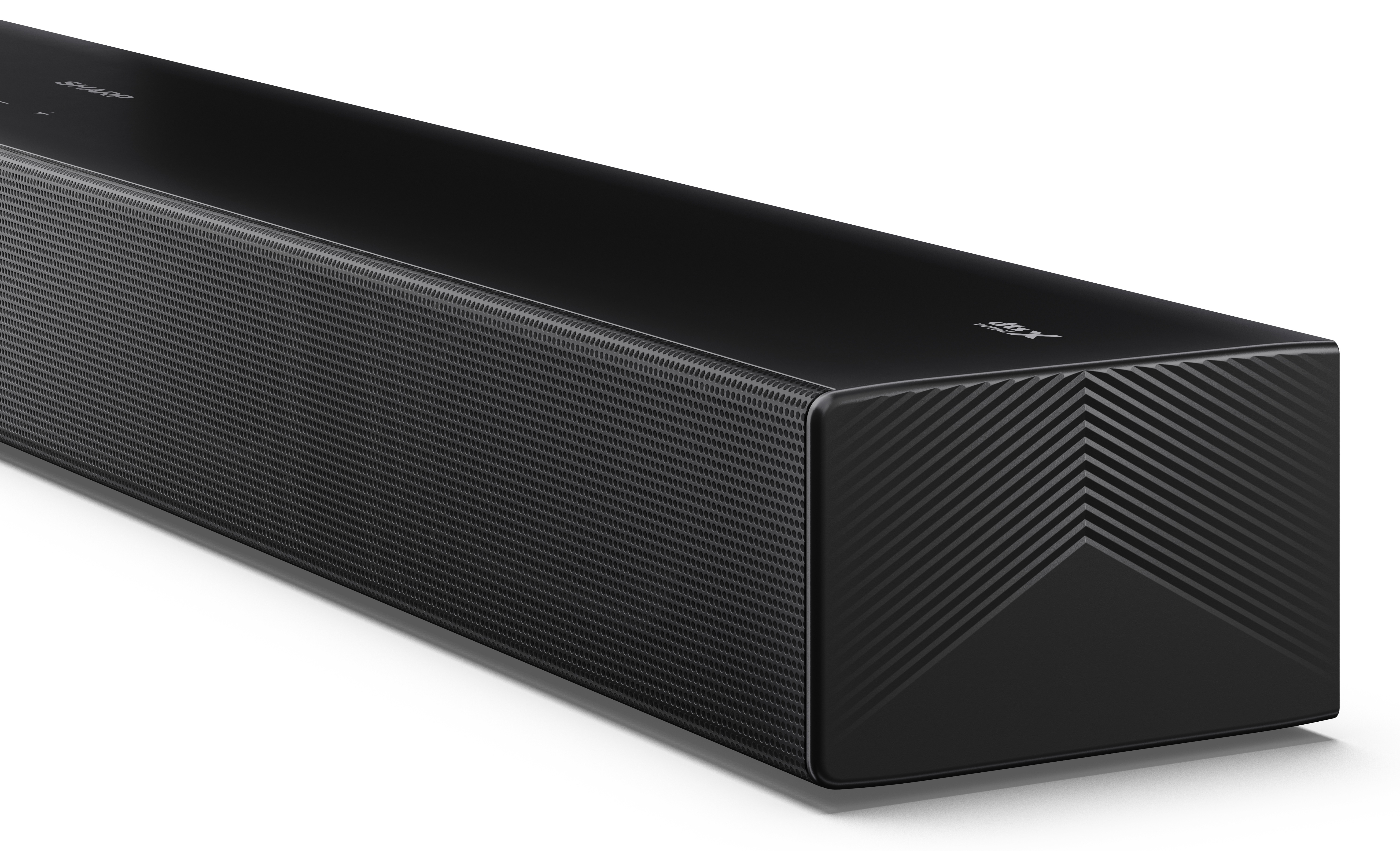 Czarny soundbar na białym tle. Soundbar jest prostokątny z siatkowym przodem i teksturowanym końcem.