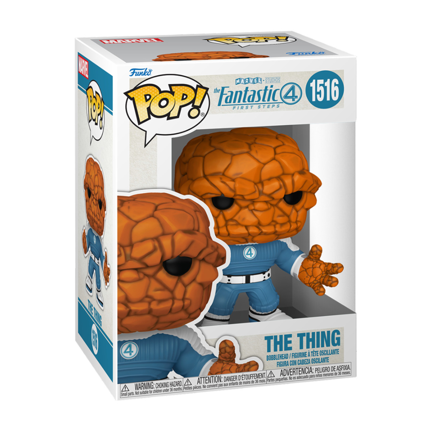 Una scatola Funko Pop con la figura di The Thing dei Fantastici 4. La figura ha un corpo roccioso arancione, un vestito blu ed è in una scatola.