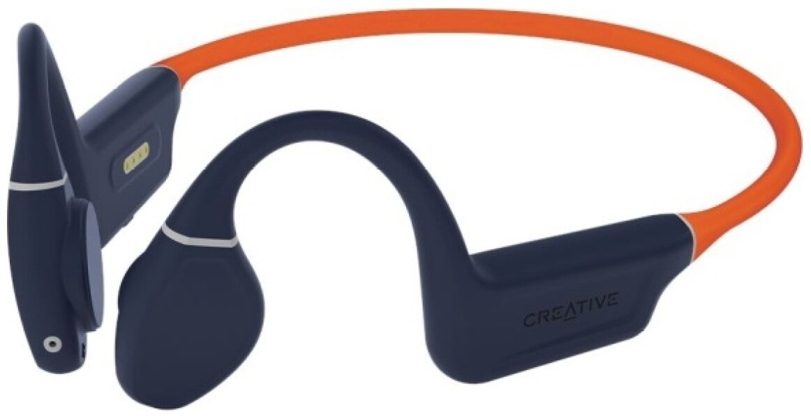 Granatowe słuchawki przewodnictwa kostnego z pomarańczowym pałąkiem. Widoczne logo Creative. Obecne białe akcenty i szare detale.