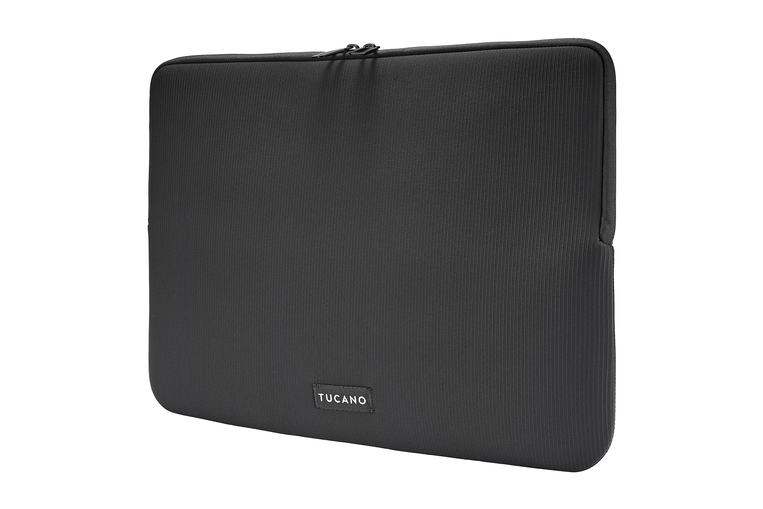 Eine schwarze Tucano-Laptoptasche, rechteckig mit Reißverschluss. Der Hintergrund ist weiß.