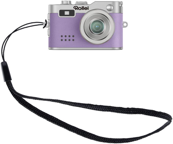 Eine lila-silberne Rollei Digitalkamera mit schwarzem Riemen vor schwarzem Hintergrund. Die Kamera hat ein Objektiv und Tasten.