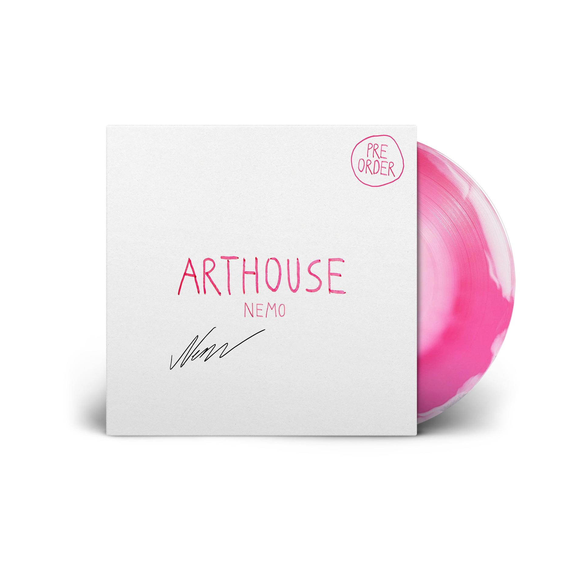Vinil hanglemez album borítója. Rózsaszín 'ARTHOUSE' és 'NEMO' felirat. Rózsaszín és fehér örvénylő vinil látható.