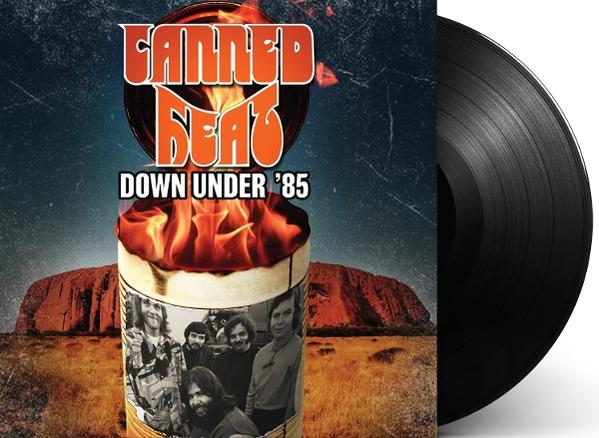 A Canned Heat 'Down Under '85' című albumának borítója. Egy dobozt, tüzet, zenekari fotót, bakelit lemezt és az outbacket ábrázol.