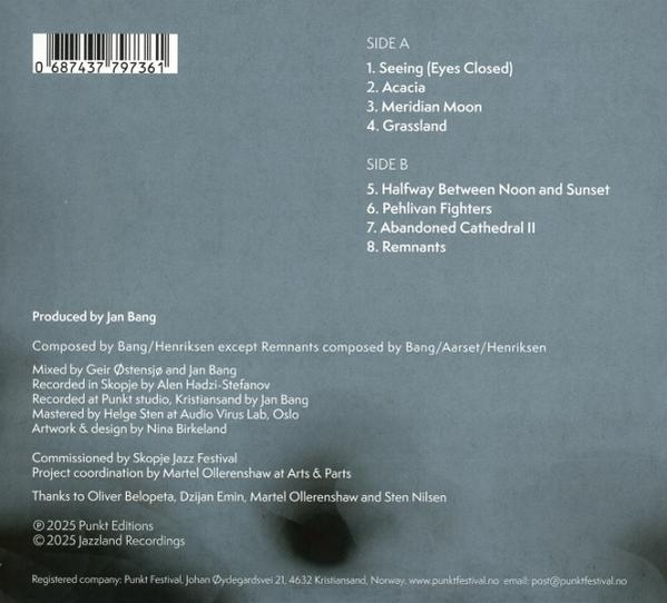 Albumcover mit Text. Enthält Songtitel, Credits und einen Barcode.