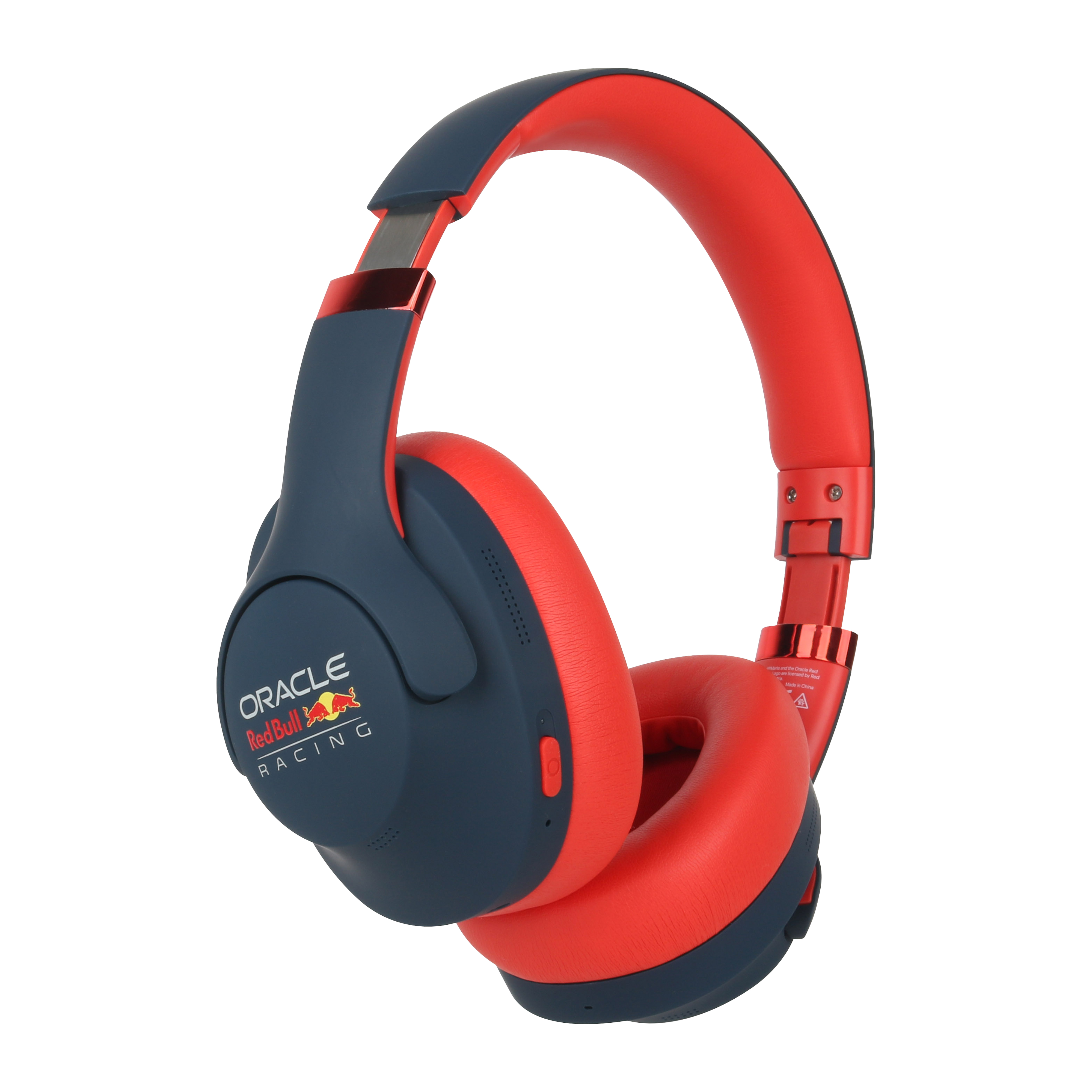 Rote und marineblaue Kopfhörer mit Oracle Red Bull Racing Logo. Merkmale sind Ohrmuscheln, Kopfband und roter Knopf. Weißer Hintergrund.