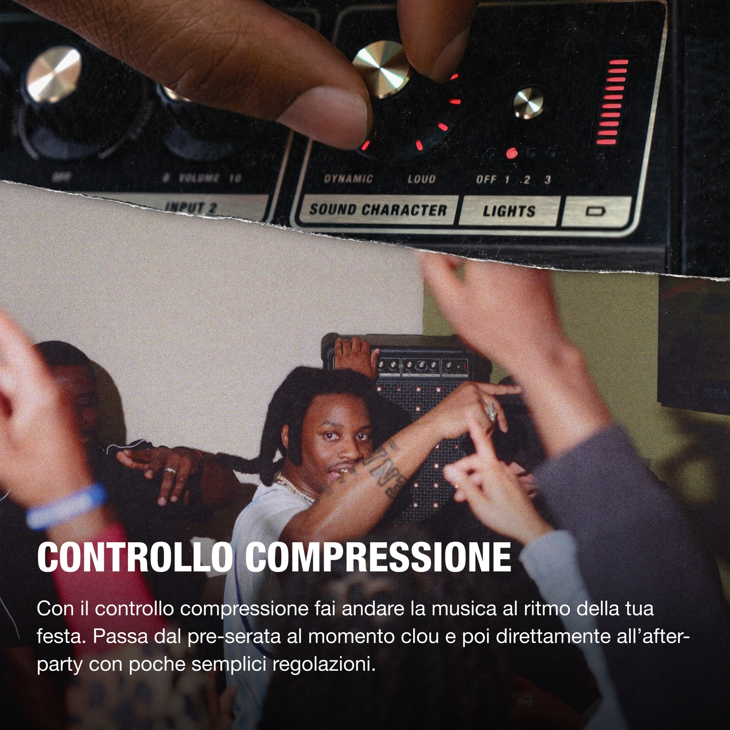 Una mano che regola un mixer. Persone sullo sfondo. Il testo dice 'controllo compressione' in italiano.