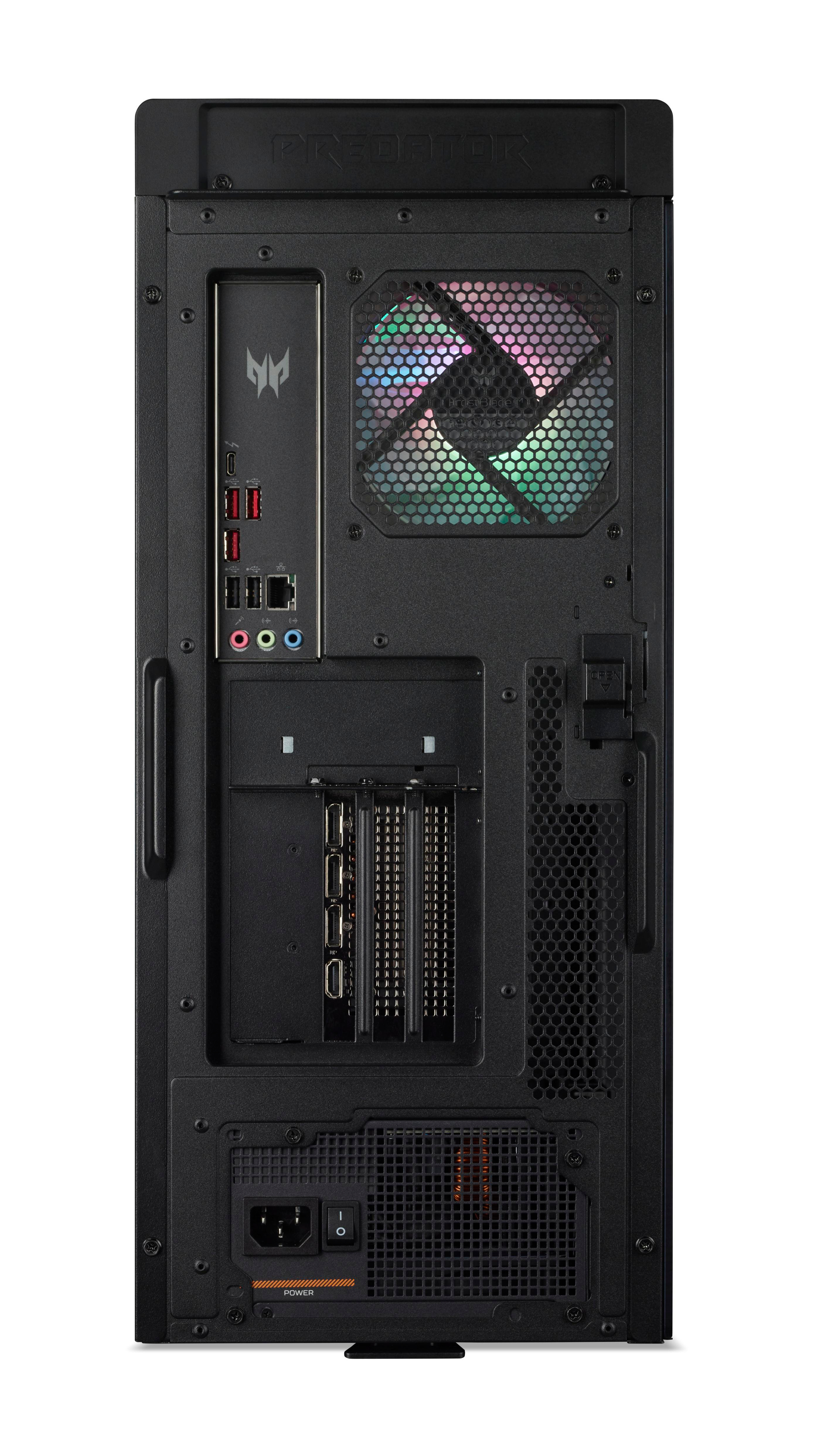 Schwarze Computergehäuse-Rückseite. Enthält Anschlüsse, Lüfter mit bunten Lichtern und Netzteil. Predator-Logo sichtbar.
