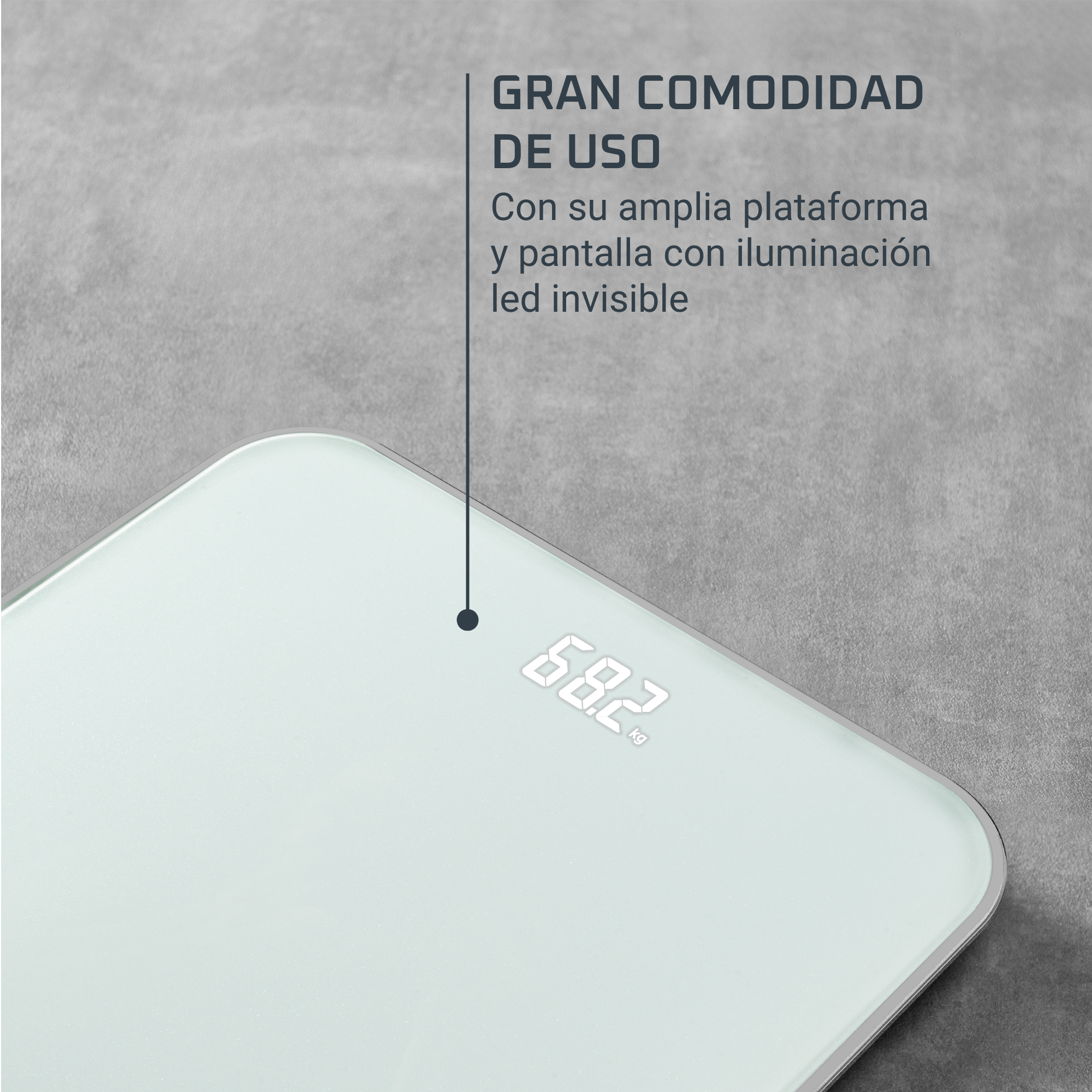 Una báscula digital blanca muestra 68,2 kg. Está sobre una superficie gris. Texto: 'Gran Comodidad de Uso.'
