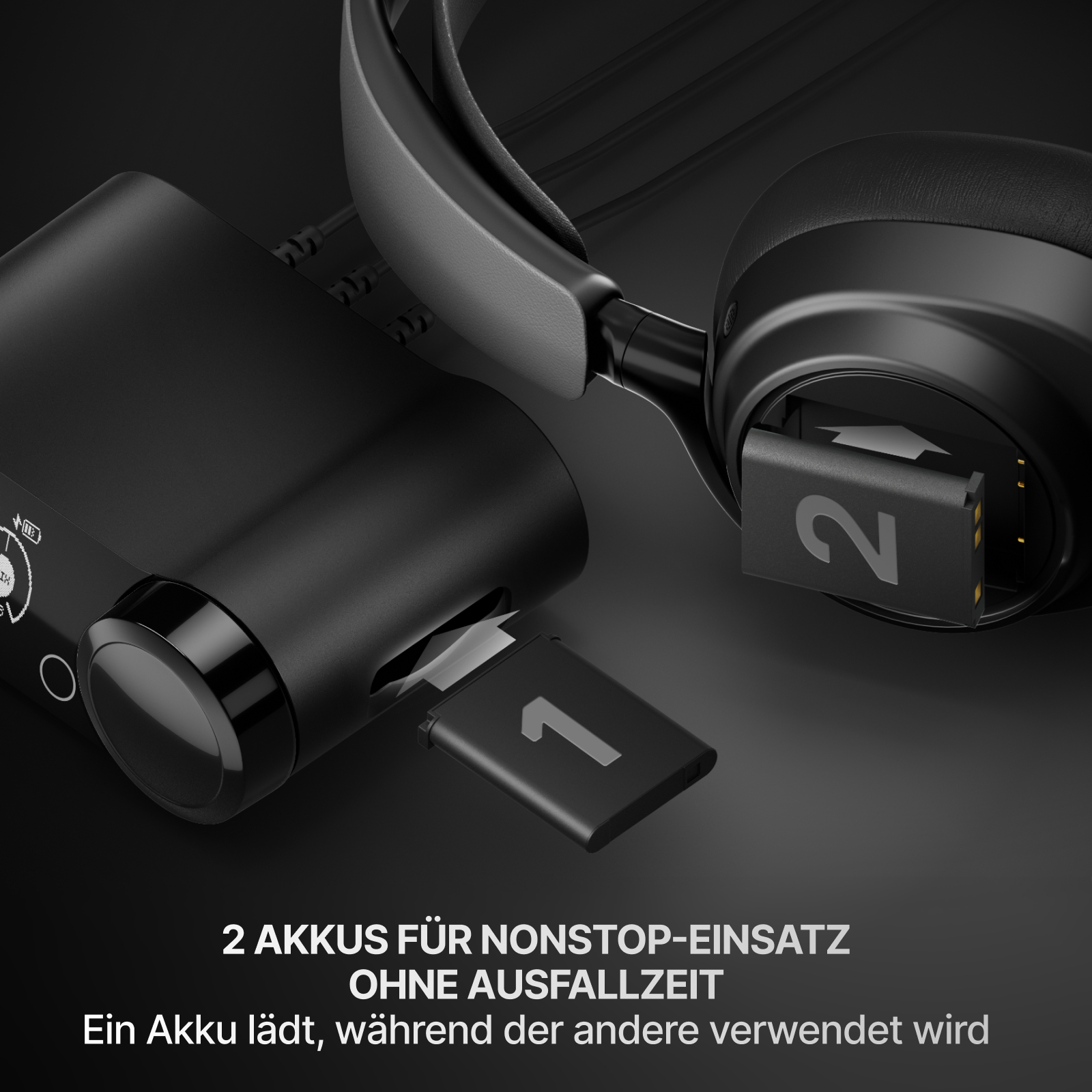 Schwarze Kopfhörer mit zwei Batterien, eine wird geladen, während die andere benutzt wird. Text: '2 Batterien für den Dauereinsatz'.
