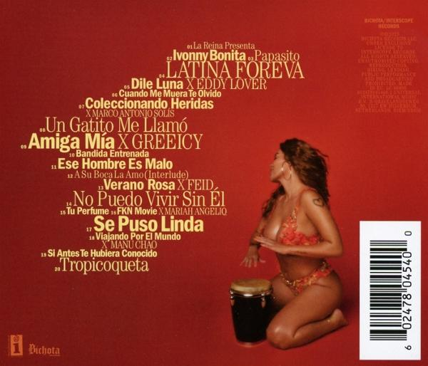 Albumcover mit einer Frau, die Schlagzeug spielt. Roter Hintergrund mit Songtiteln und Barcode.