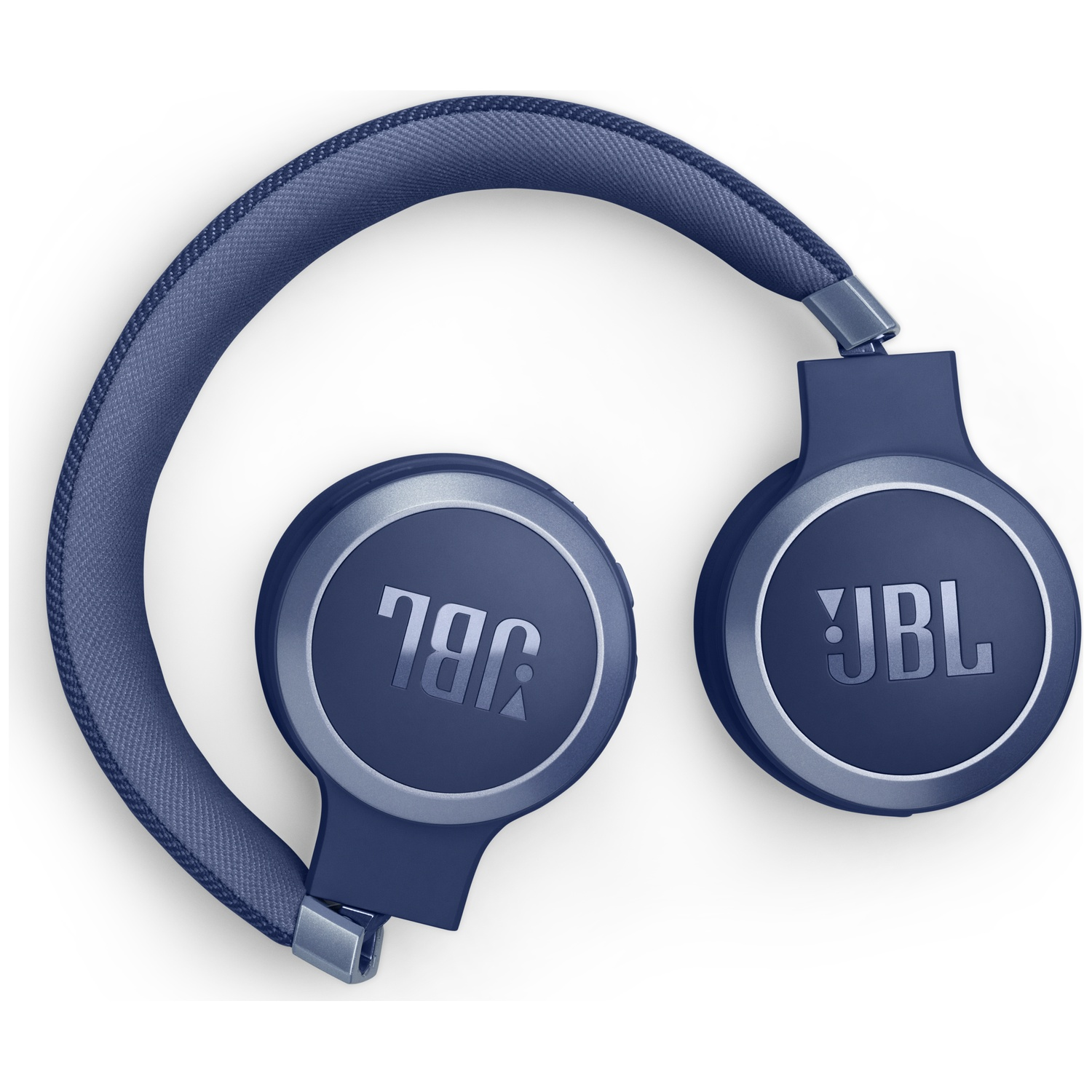 Blaue JBL-Kopfhörer auf weißem Hintergrund. Die Kopfhörer haben das JBL-Logo auf jeder Ohrmuschel.