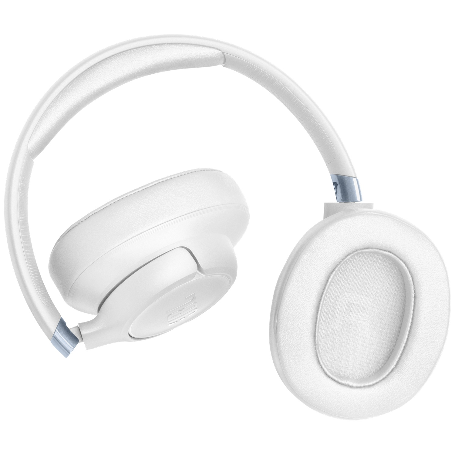 Witte koptelefoon op witte achtergrond. De koptelefoon staat schuin en toont de oorschelpen en hoofdband.