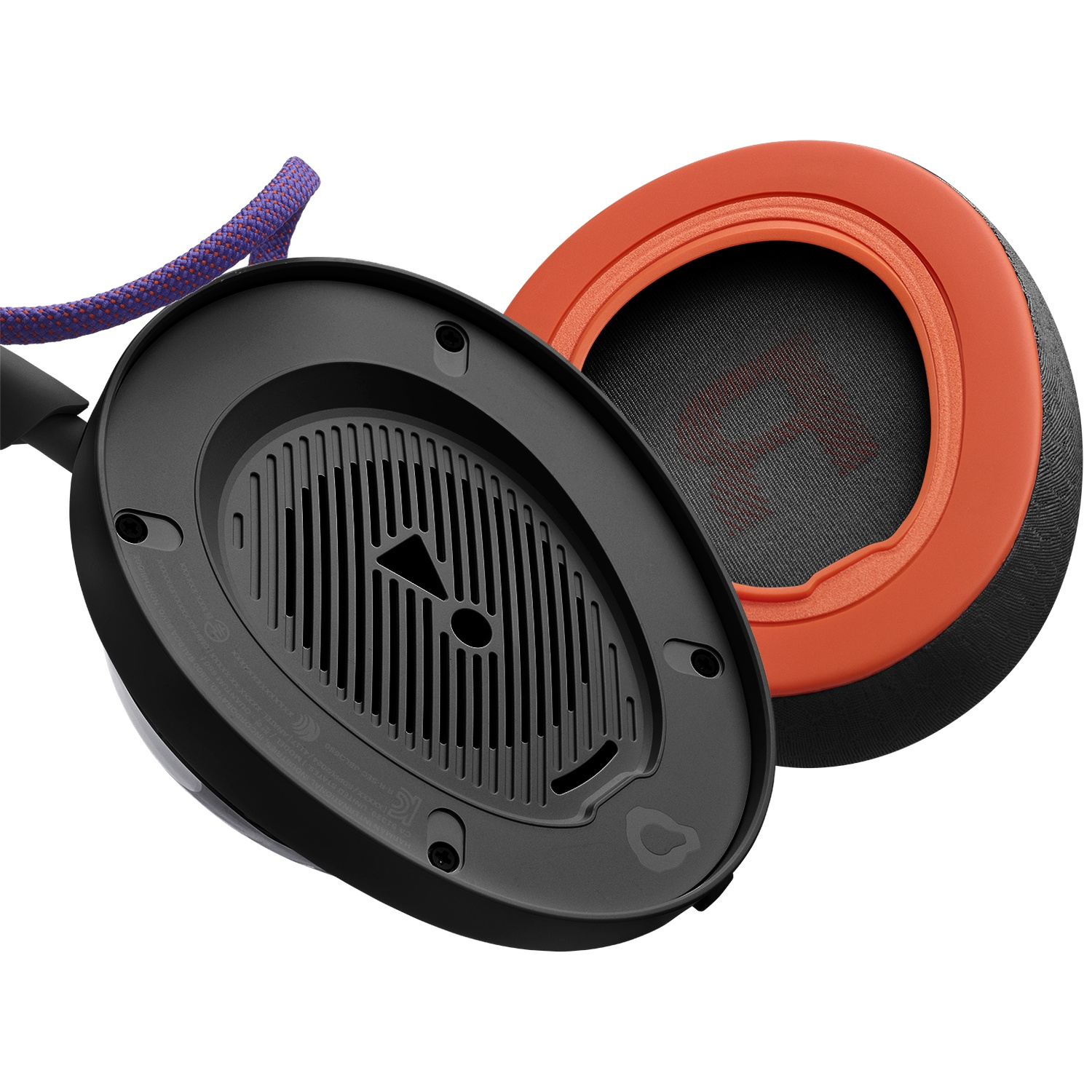 Casque audio noir et orange avec un câble violet et blanc. Les écouteurs sont ouverts, révélant l'intérieur et le haut-parleur.
