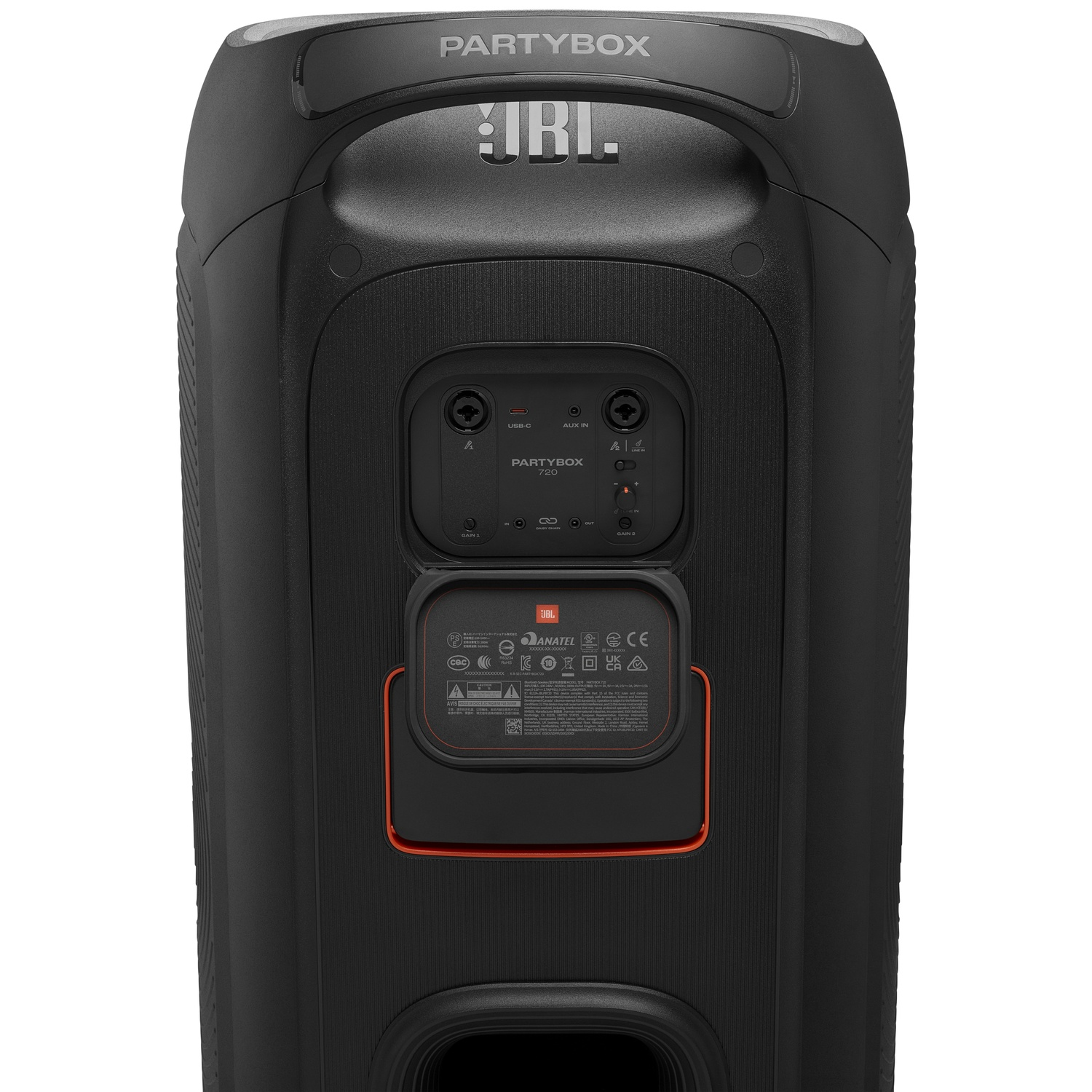 Zwarte JBL Partybox 720 luidspreker. Details zijn poorten, logo's en een handvat bovenaan. Oranje accenten zijn zichtbaar.