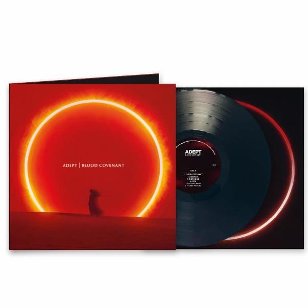Hanglemez album borítója piros körrel és egy figurával, valamint maga a lemez. Az album címe: Blood Covenant by Adept.