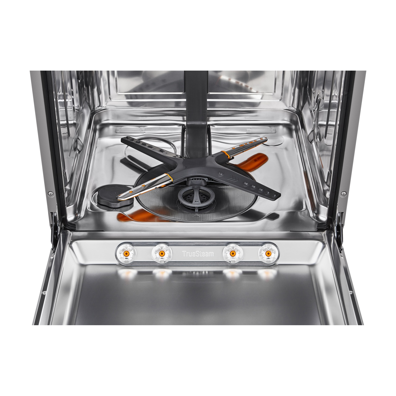 Interno lavastoviglie aperto. Interno in acciaio inox con braccio spruzzatore nero e funzione TrueSteam in basso.
