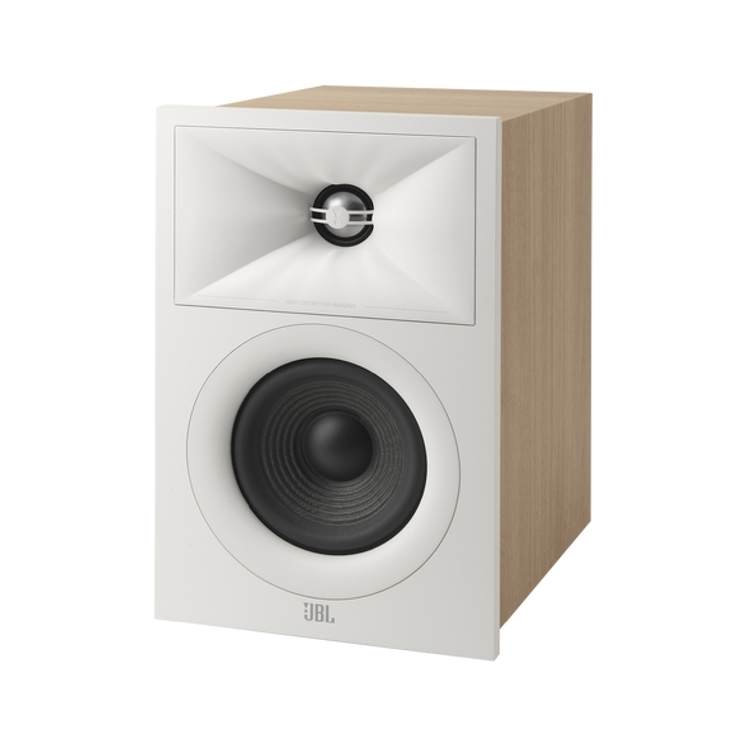 Un altoparlante bianco e color legno. Ha un tweeter a tromba, un woofer nero e il logo JBL. L'altoparlante è su sfondo bianco.