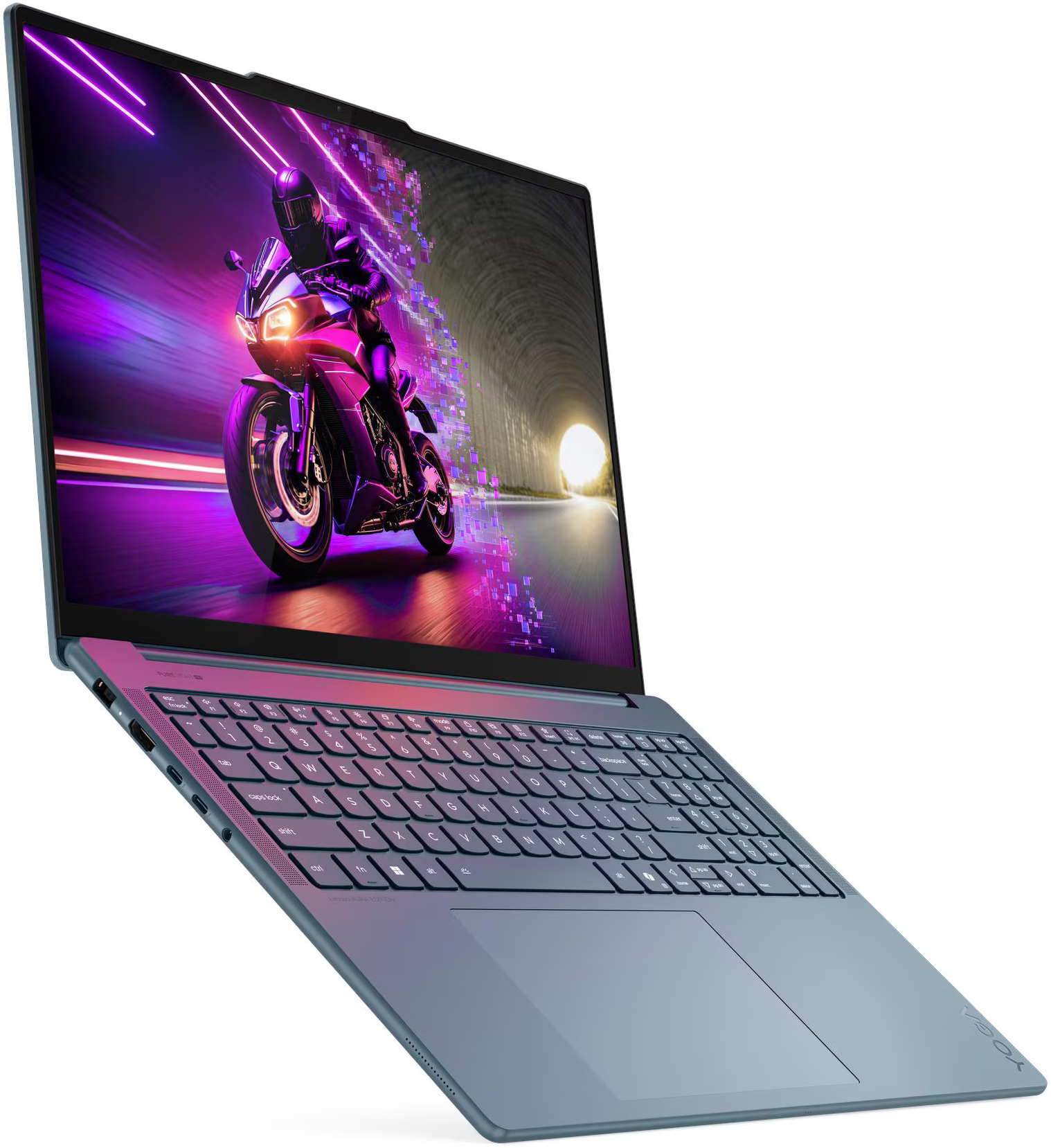 Egy laptopon egy motoros versenyez egy alagútban. A laptop kék és lila színvilágú.