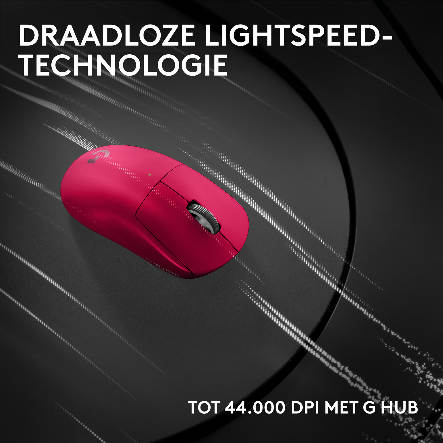 Een rode draadloze muis op een donkere ondergrond met witte lijnen. Boven staat 'DRAADLOZE LIGHTSPEED-TECHNOLOGIE' en onderaan 'TOT 44.000 DPI MET G HUB'.