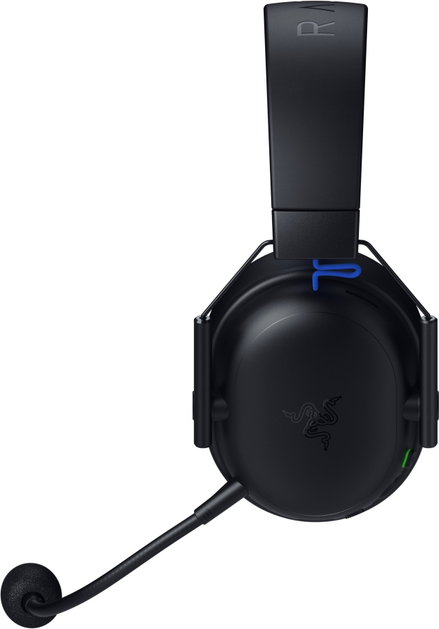 Schwarzes Razer-Gaming-Headset mit Mikrofon. Mit Razer-Logo und blauen Akzenten. Der Hintergrund ist weiß.